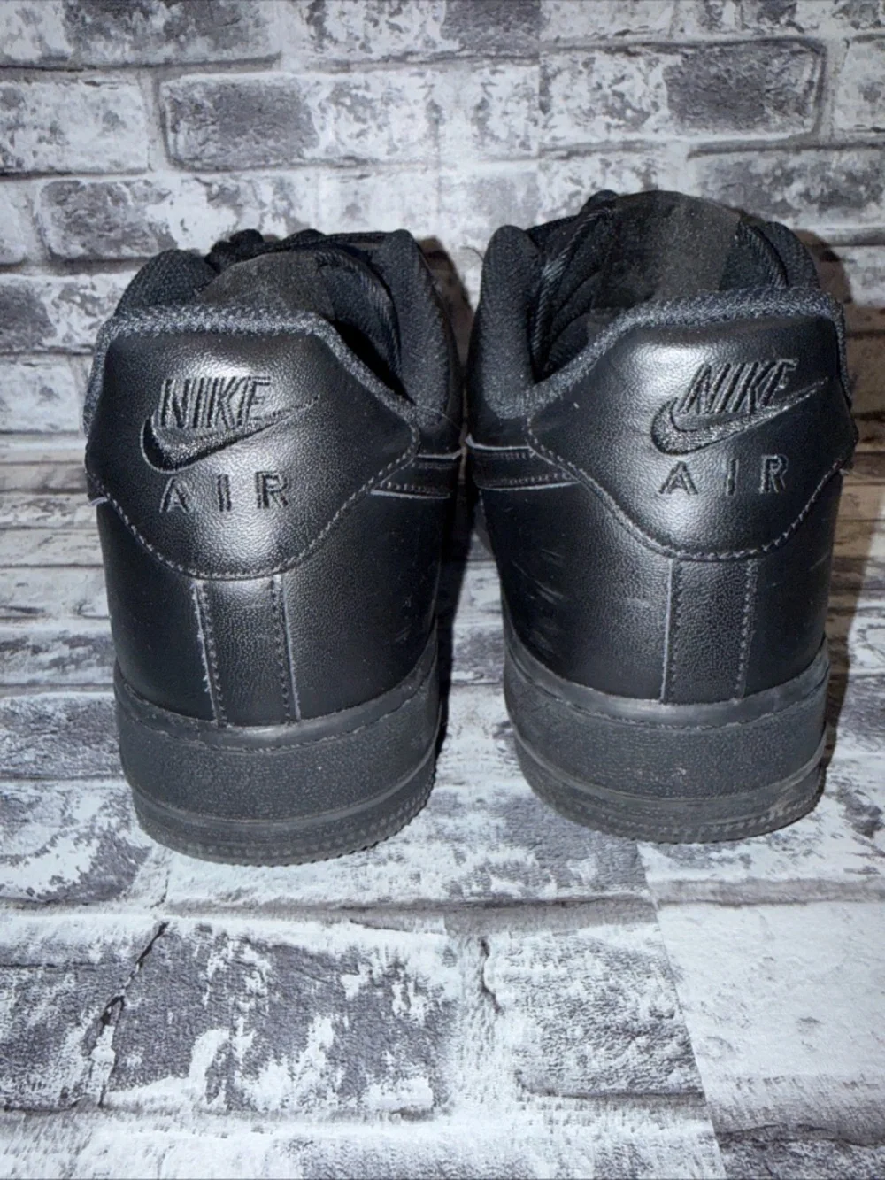 Used Nike Air Force 1 '07 Low Triple Black Shoes Mens Size 10.5 CW2288-001 - Picture 5 of 9